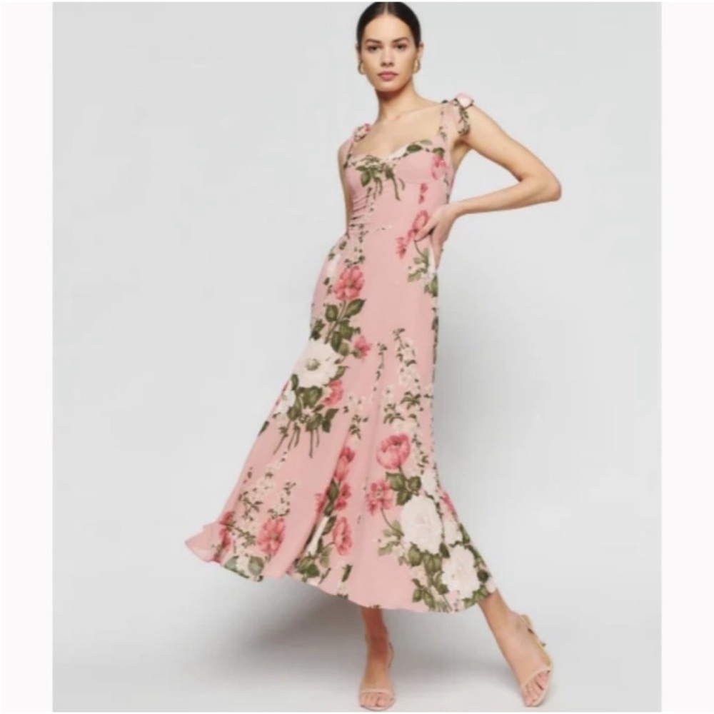 NEW Reformation Nadira Floral Dress Rose Garden
Size 8